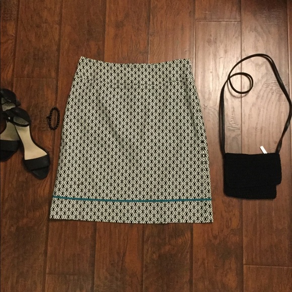 Ann Taylor Dresses & Skirts - Ann Taylor Skirt Ann Taylor Dresses & Skirts - Ann Taylor Skirt
